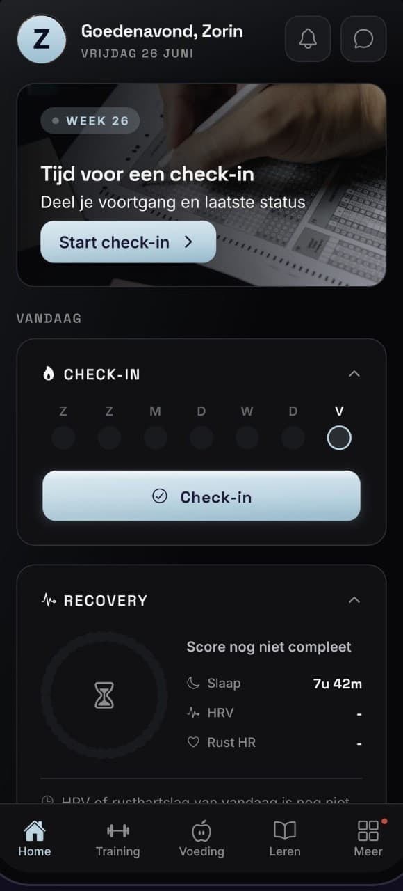 Het startscherm van de Evotion-app met herstel- en activiteitsdata.